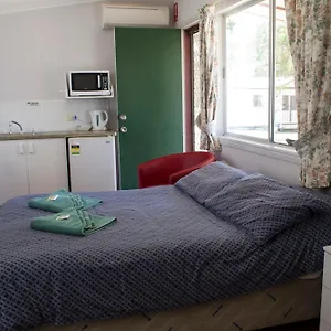 https://kahlers-oasis-caravan-park-warwick.queenslandhotels.net