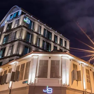 Hotel J8